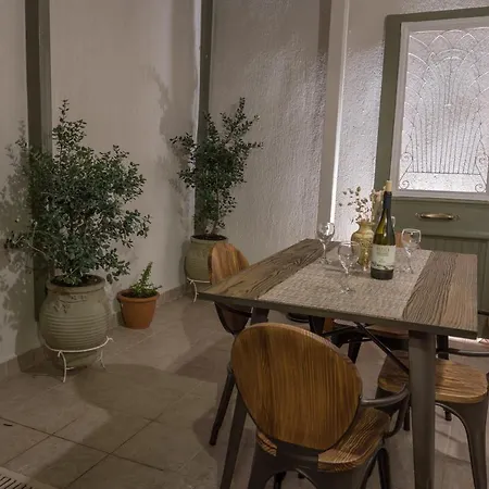 V. P. Place. Apartment