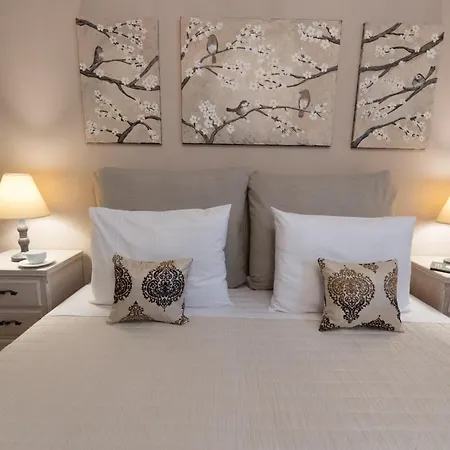 V. P. Place. Appartamento